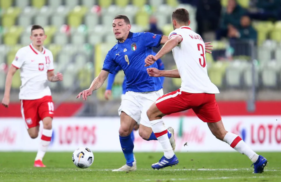 皇马横扫尤文,莱万高光表现 皇马横扫尤文,莱万高光表现