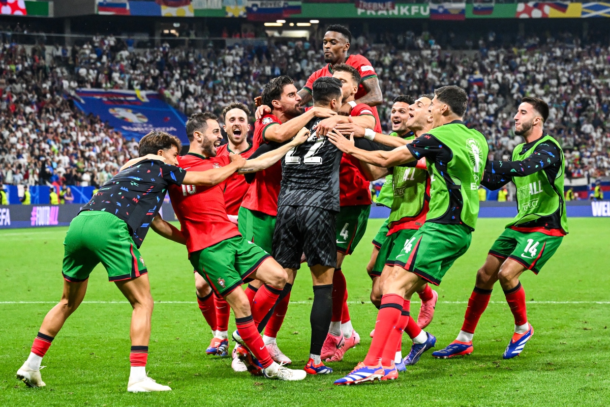 葡萄牙队碾压奥地利队,波尔扛起全队 葡萄牙队碾压奥地利队,波尔扛起全队