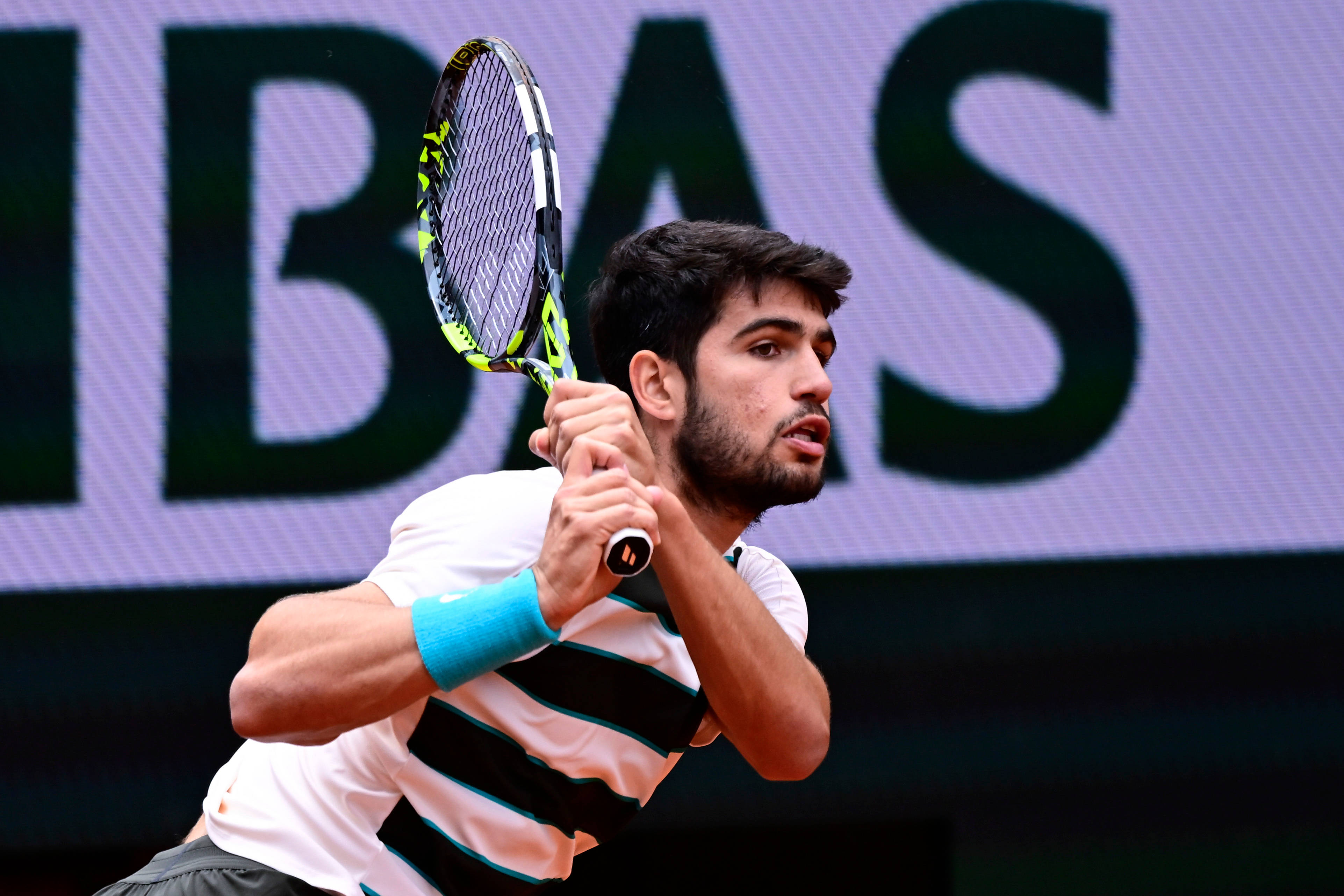 法网完胜拉沃尔杯,阿尔卡拉斯惊艳四座 法网完胜拉沃尔杯,阿尔卡拉斯惊艳四座