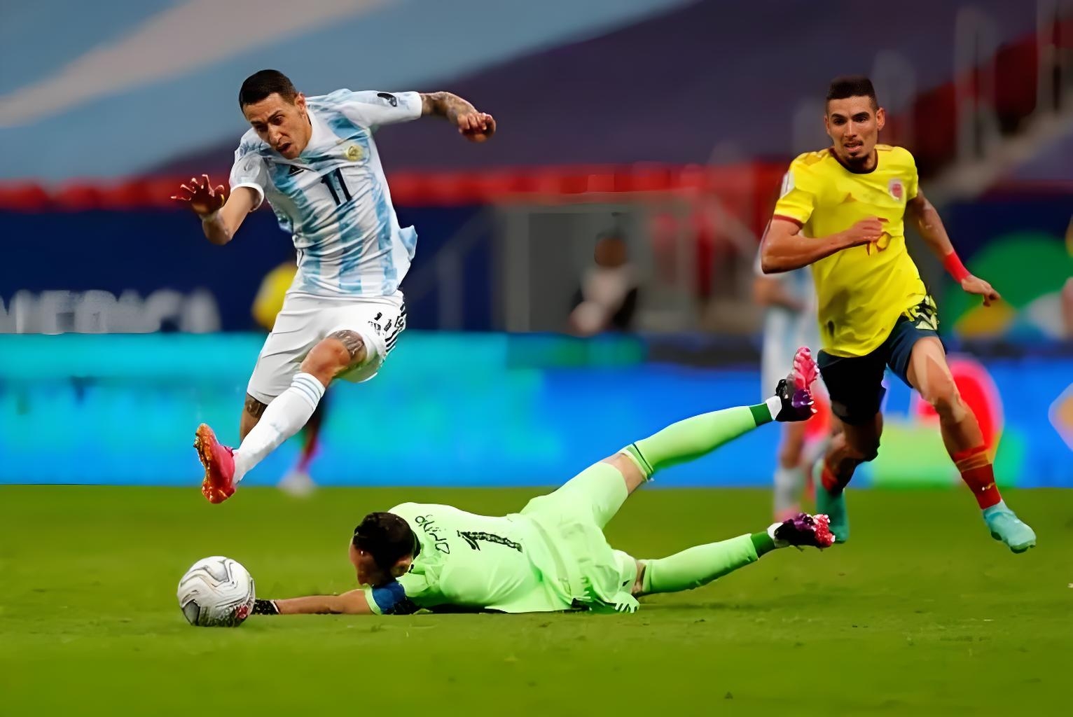 阿根廷鏖战法国,皮克点燃赛场 阿根廷鏖战法国,皮克点燃赛场