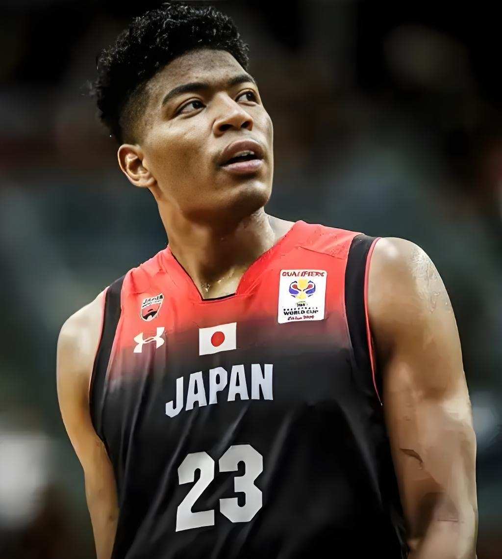 韩国队碾压日本队,黄鸭组合高光表现 韩国队碾压日本队,黄鸭组合高光表现