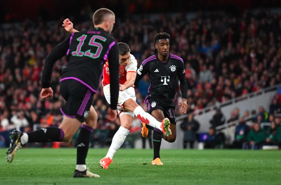 摩洛哥完胜拜仁，若日尼奥刷新纪录