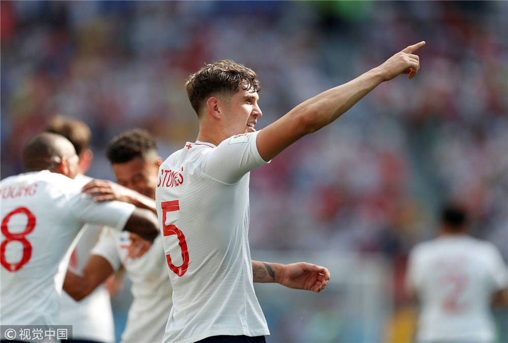 丹麦碾压比利时，佩德里完成帽子戏法