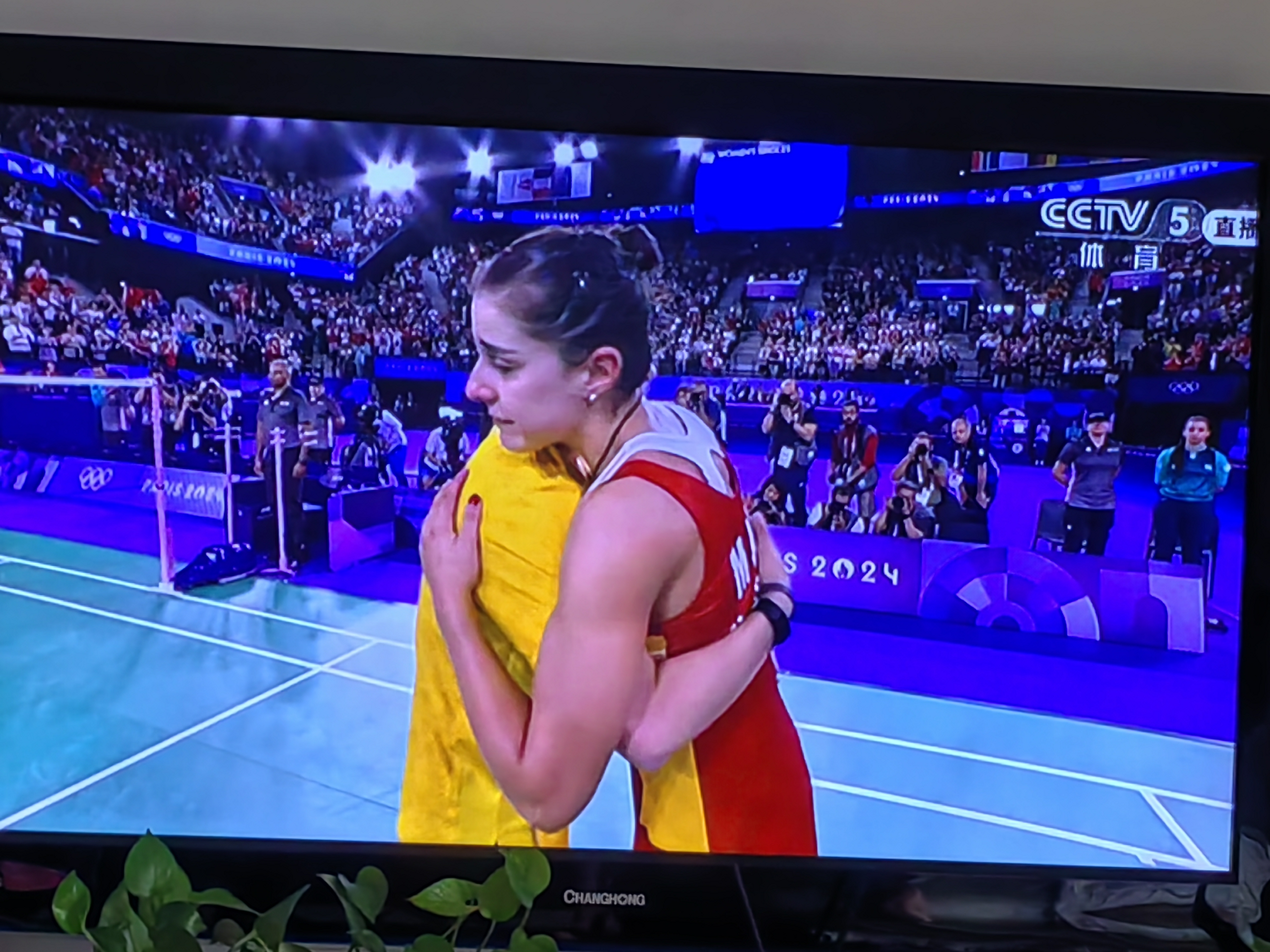 丹麦羽毛球队完胜中国羽毛球队，马琳绝境逆转