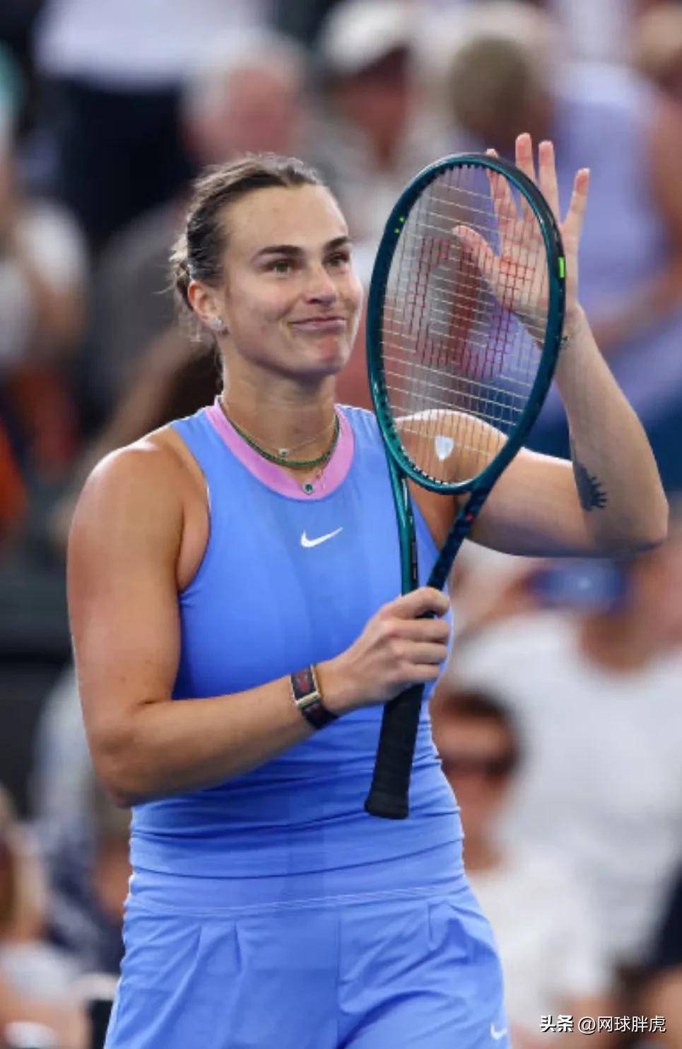 意大利网球队险胜法国网球队，克耶高斯惊艳世界