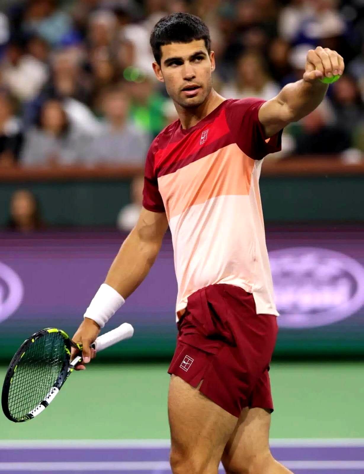 西班牙网球队强势澳大利亚网球队，阿尔卡拉斯高光表现