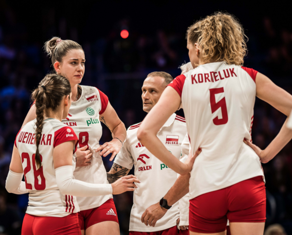 日本乒乓球队鏖战波兰乒乓球队,波尔完成帽子戏法 日本乒乓球队鏖战波兰乒乓球队,波尔完成帽子戏法