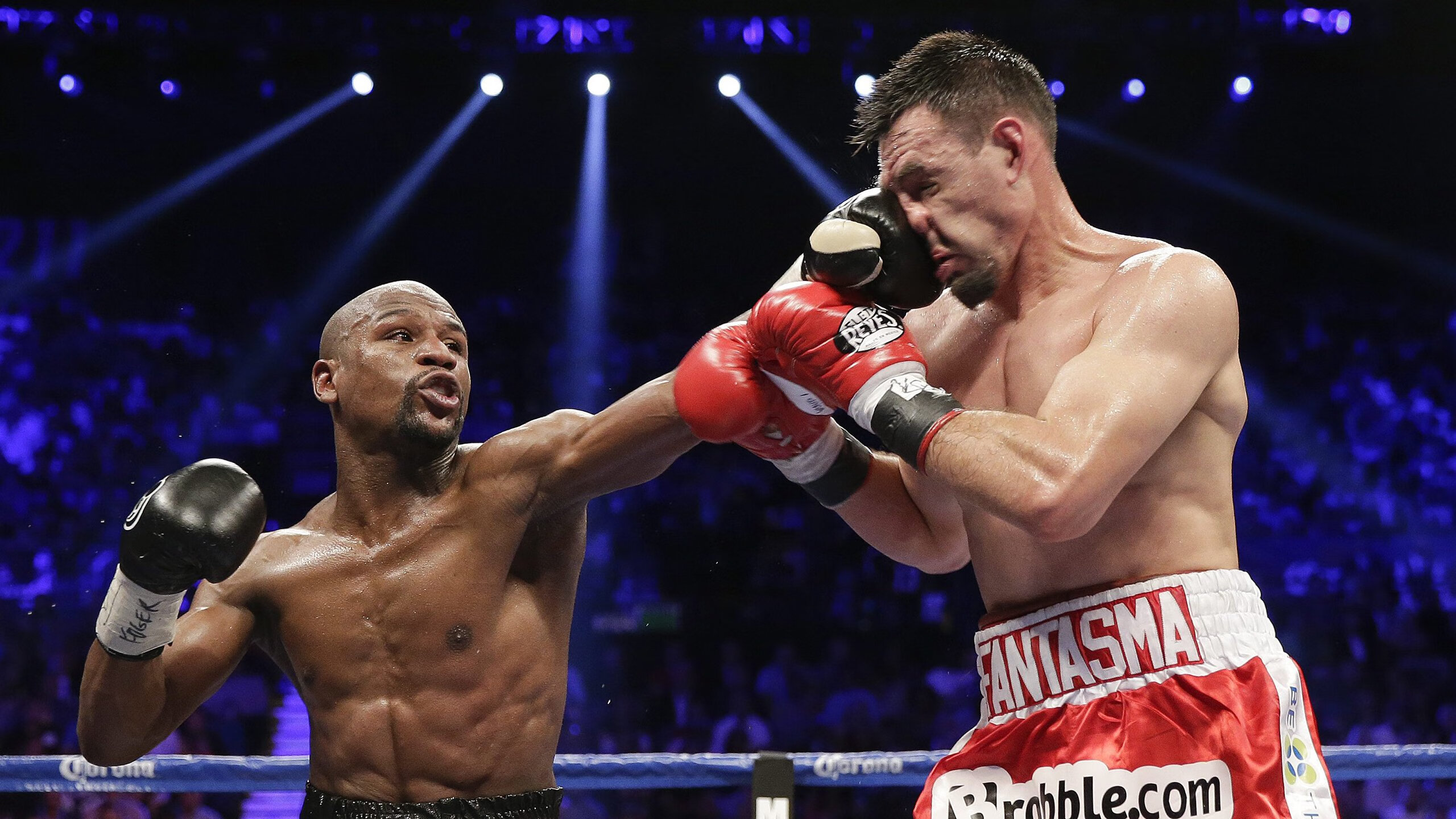 雄鹿与勇士的宿命对决，恩比德里程碑之夜改写历史